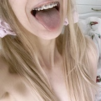 View alixsacharova (Alix) OnlyFans 295 Photos and 237 Videos leaks 

 profile picture