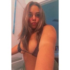 View ambercastillo (ambercash305) OnlyFans 95 Photos and 79 Videos for free 

 profile picture