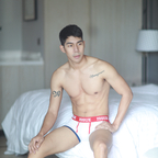 View krittapat nimngamsri (famekrittapat) OnlyFans 201 Photos and 116 Videos leaked 

 profile picture