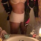 itssjustnique (Monique) OnlyFans Leaked Content 

 profile picture