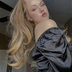 lalalababee777vip OnlyFans Leaked (49 Photos and 36 Videos) 

 profile picture