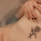 View Lesbeans101 (lesbeans101) OnlyFans 49 Photos and 32 Videos gallery 

 profile picture