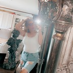 Onlyfans leak moemoe.momma2018 

 profile picture