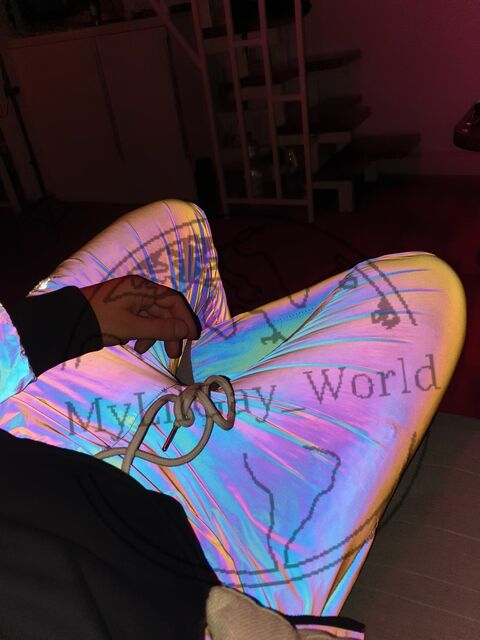 Header of mylilgay_world