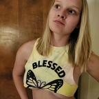 pluckypeaches (Peaches) OnlyFans Leaks 

 profile picture