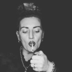 Get Free access to queendofficial (Queen D) Leaked OnlyFans 

 profile picture