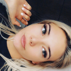 View roxxxystar (Roxy Star) OnlyFans 49 Photos and 32 Videos leaked 

 profile picture