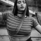 sabrinasmithviip OnlyFans Leaked (49 Photos and 32 Videos) 

 profile picture