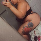 View Lanay_Yella 🍑💦 (thickassyella_) OnlyFans 49 Photos and 32 Videos for free 

 profile picture