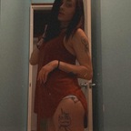 View toxicbitch04200 (ToxicBitch69) OnlyFans 241 Photos and 33 Videos for free 

 profile picture